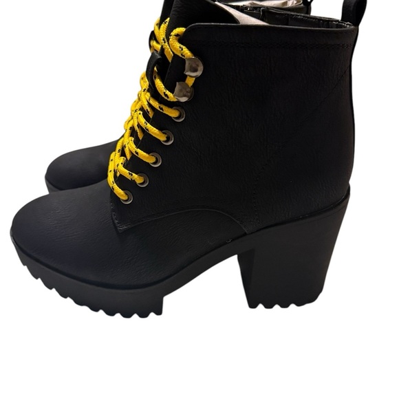 NWT Seven 7 Flatiron Boot Size 8 - Picture 7 of 13